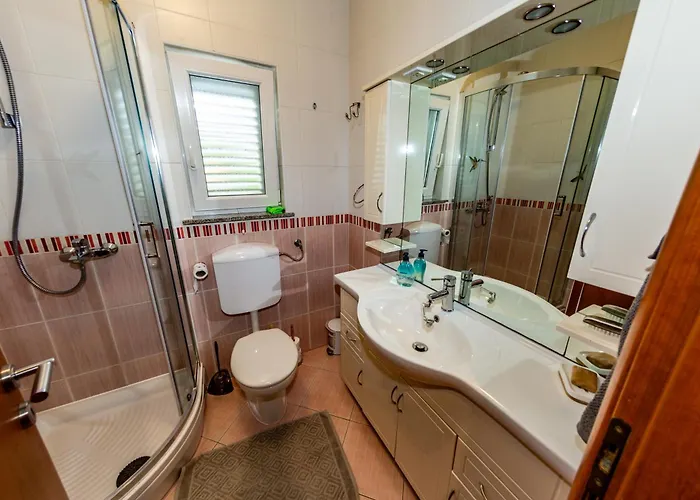 Apartman Eva *